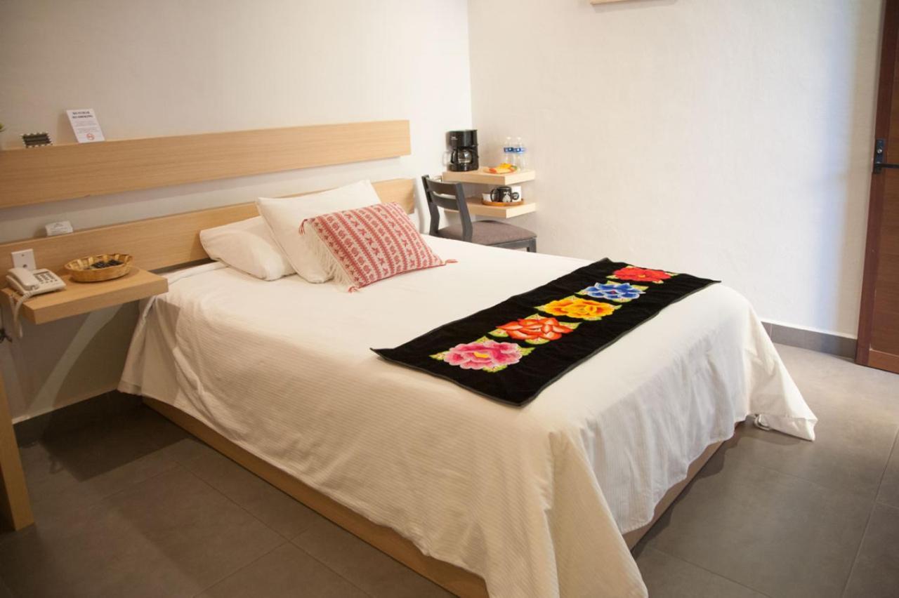 Maria Ines Hotel Suite San Agustin de las Juntas Buitenkant foto