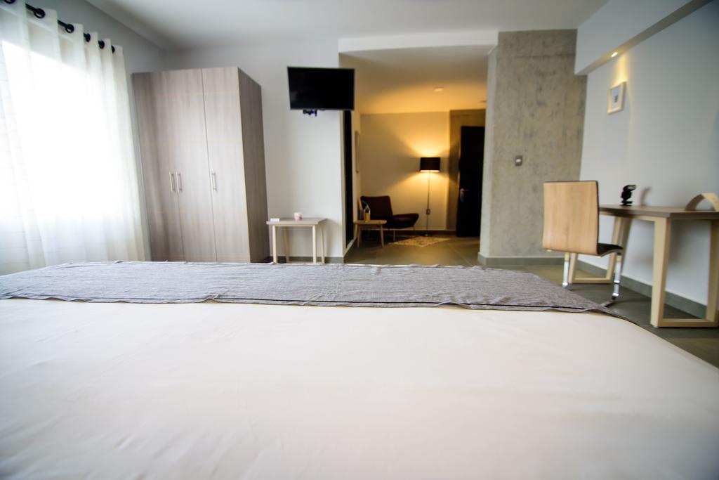 Maria Ines Hotel Suite San Agustin de las Juntas Buitenkant foto