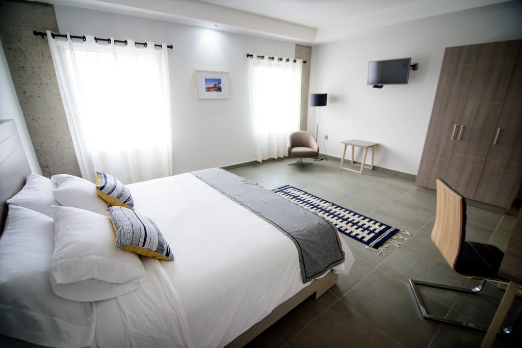 Maria Ines Hotel Suite San Agustin de las Juntas Buitenkant foto