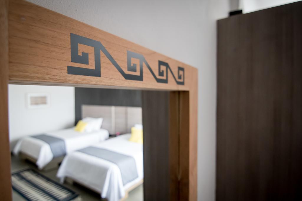 Maria Ines Hotel Suite San Agustin de las Juntas Buitenkant foto
